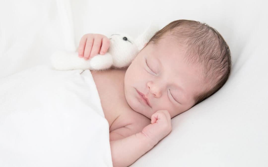 FROM THE WEB: TOP TIPS FOR PHOTOGRAPHING NEWBORNS